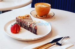 Louis Chocolate Cafe