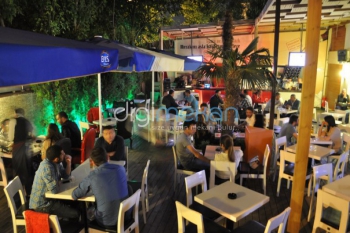 Kırmızı Pub Cafe Restaurant