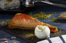 Adana Tatlıcısı