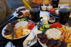 Maviyel Cafe