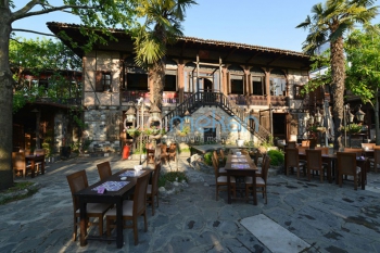 Bursa İskender Efendi Konağı